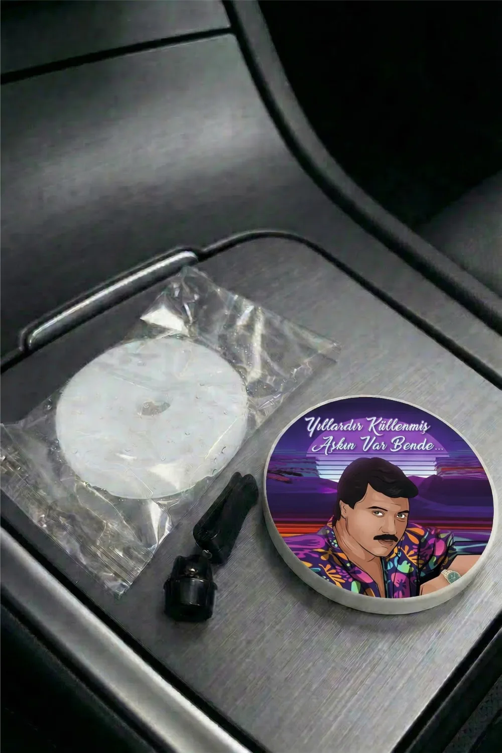 Yıllar Yuvarlak Fan Oto Kokusu