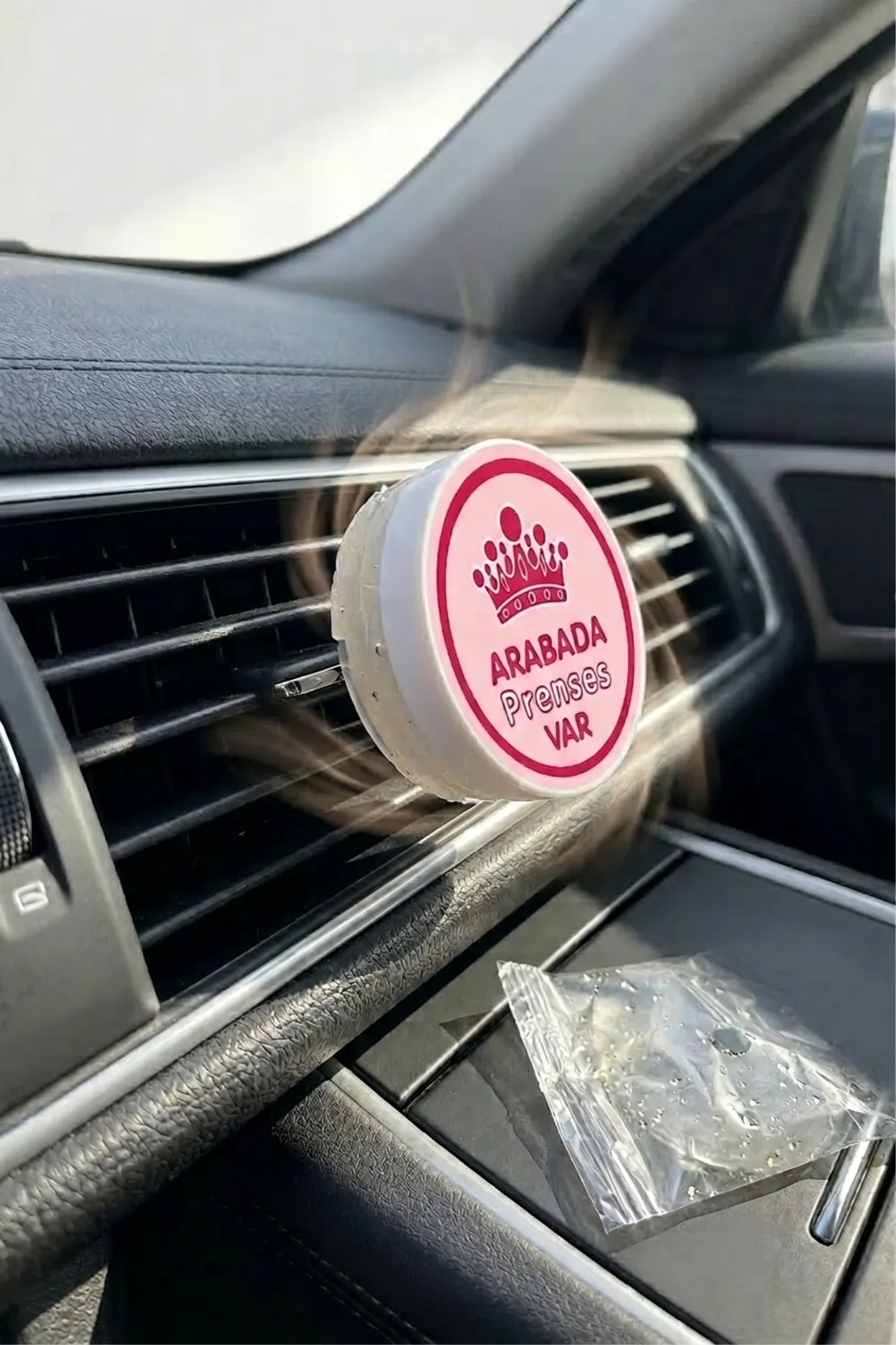 Princess Round Vent Clip Air Freshener — image 2